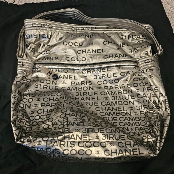 Authentic Chanel Unlimited Logo Tote Bag -full set - Picture 4 of 16